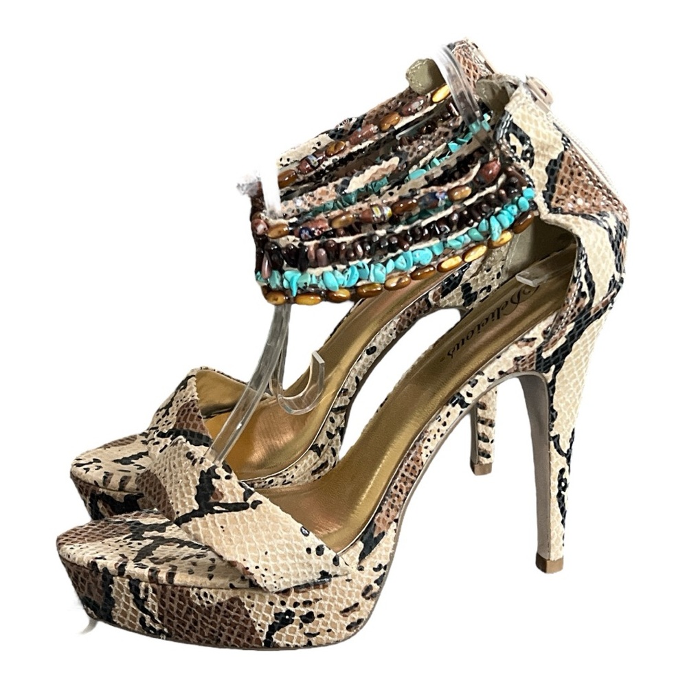 Delicious Cream and Brown Snake Skin Sandals with Strappy Design Size 9 NWOT